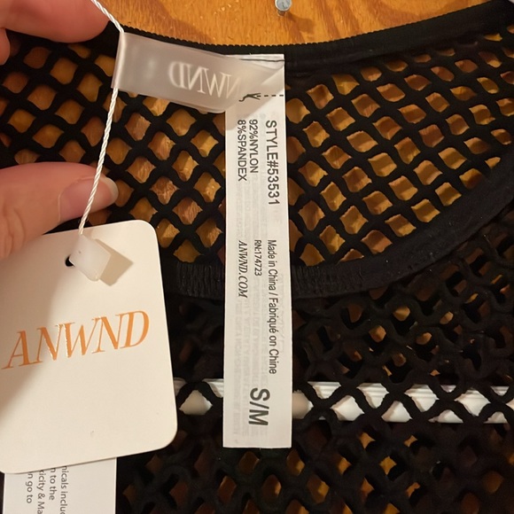 NWT Long Sleeve Fishnet Crop Top (S/M) - Picture 5 of 7